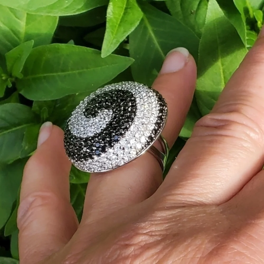 Joan Boyce Dazzling‎ Cocktail Ring 7